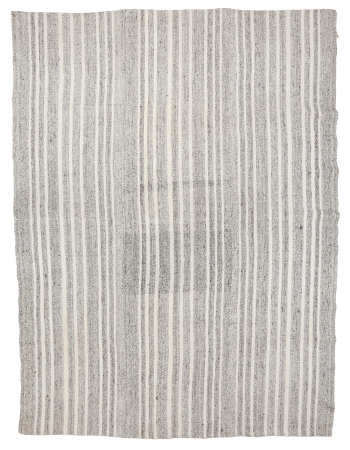 Gray & White Large Vintage Kilim Rug - 7`9