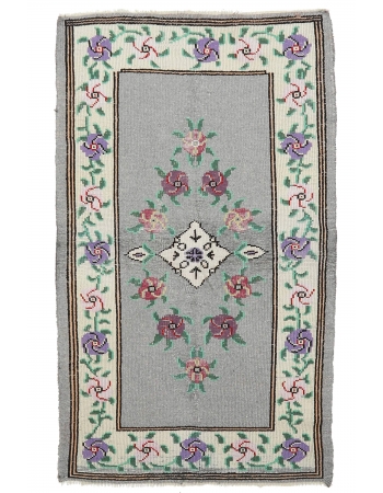 Small Decorative Turkish Wool Rug - 3`5