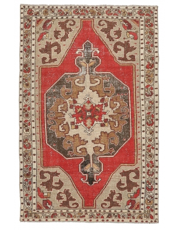 Decorative Turkish Anatolian Rug - 4`0" x 6`6"
