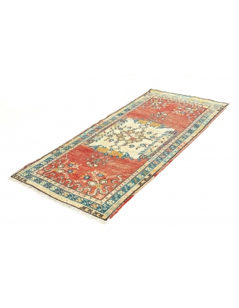 Small Vintage Oushak Rug - 2`11