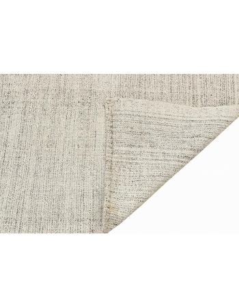 Light Gray Vintage Kilim Rug - 6`9