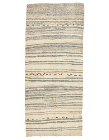 Modern Vintage Hemp Kilim Rug - 5`7