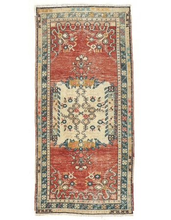 Small Vintage Oushak Rug - 2`11" x 6`3"