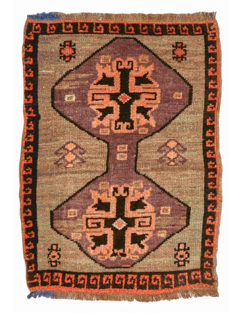 Mini Decorative Vintage Rug - 1`11" x 2`11"