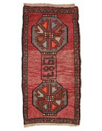 Turkish Decorative Vintage Mini Rug - 1`8