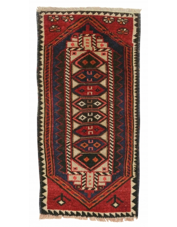 Unique Vintage Mini Rug - 1`10" x 3`6"