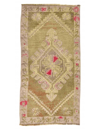 Vintage Washed Out Mini Rug - 1`7" x 3`4"