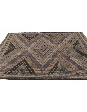 Vintage Embroidered Turkish Kilim Rug - 6`1