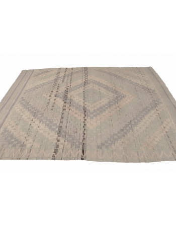 Washed Out Decorative Embroidered Rug - 6`8