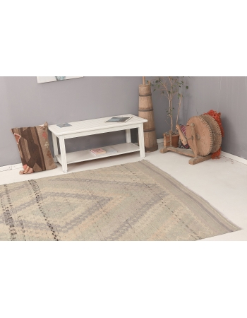 Washed Out Decorative Embroidered Rug - 6`8