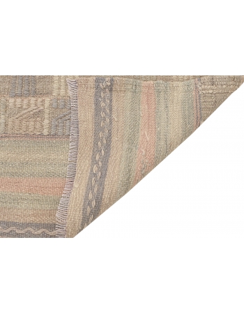 Washed Out Vintage Ebroidered Kilim - 6`10