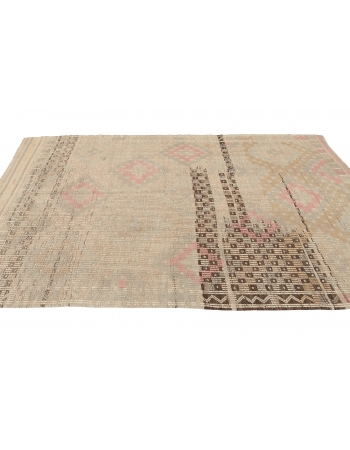 Decorative Vintage Embroidered Kilim Rug - 5`10