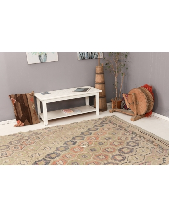 Washed Out Vintage Ebroidered Kilim - 6`3