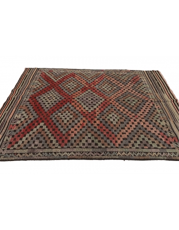 Vintage Embroidered Turkish Kilim Rug - 6`0