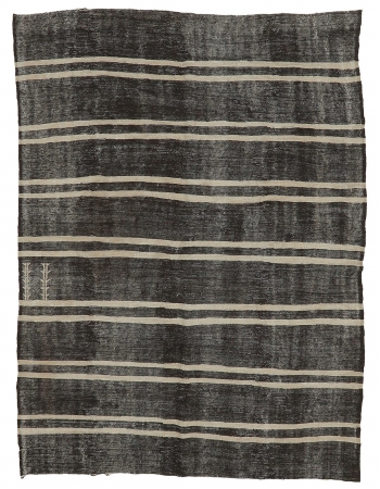 Black & White Striped Kilim Rug - 5`10" x 7`9"