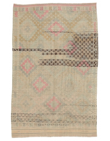 Decorative Vintage Embroidered Kilim Rug - 5`10" x 9`2"