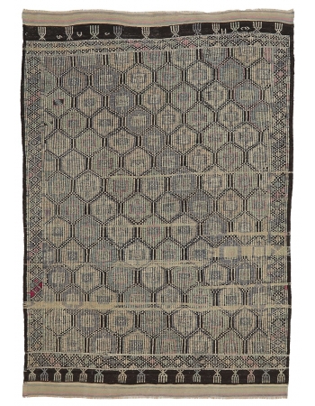 Vintage Decorative Embroidered Kilim Rug - 6`6