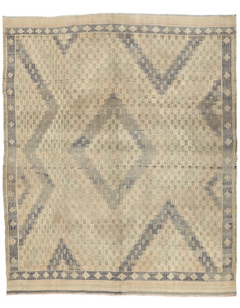 Vintage Embroidered Turkish Kilim Rug - 6`11" x 7`10"