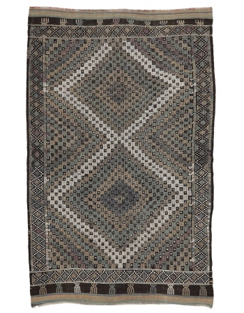 Vintage Embroidered Turkish Kilim Rug - 6`3" x 8`6"