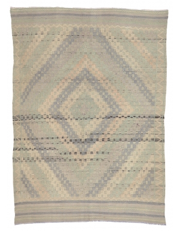 Washed Out Decorative Embroidered Rug - 6`8" x 9`4"