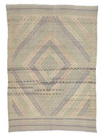 Washed Out Decorative Embroidered Rug - 6`8