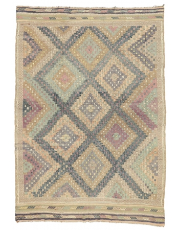 Washed Out Vintage Ebroidered Kilim - 6`2" x 8`6"