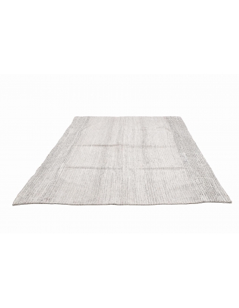 Light Gray Vintage Kilim Rug - 6`6