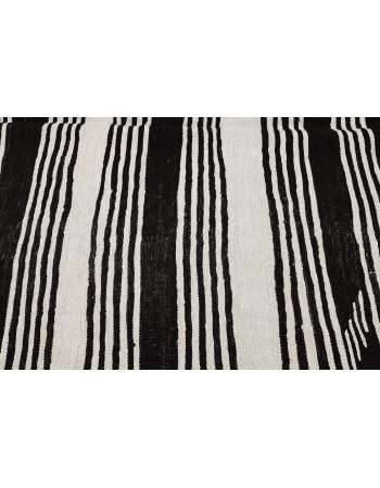 White & Black Vintage Hemp Rug - 6`0