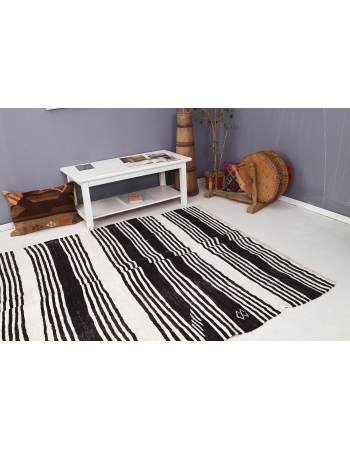 White & Black Vintage Hemp Rug - 6`0