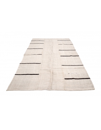 Black & White Vintage Hemp Rug - 5`7