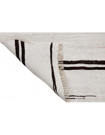 White & Black Vintage Hemp Kilim - 6`7