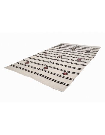 White & Black Vintage Hemp Kilim - 7`5