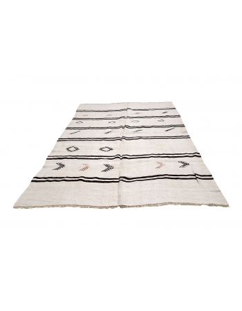 White & Black Vintage Hemp Rug - 6`4