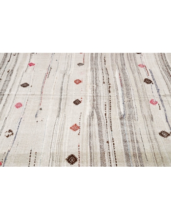 Embroidered Vintage Hemp Kilim Rug - 6`8