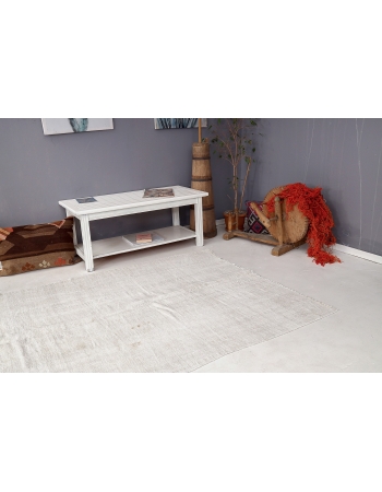 Off White Vintage Hemp Kilim Rug - 4`11