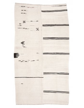 White & Black Vintage Hemp Kilim - 6`7