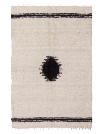 Vintage Decorative Turkish Blanket Kilim Rug - 4`0" x 6`1"