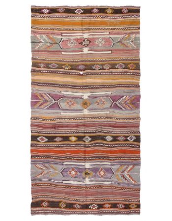 Vintage Turkish Decorative Kilim Rug - 4`11" x 9`4"