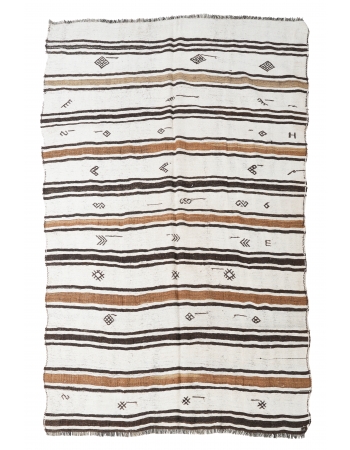 Vintage Decorative Turkish Hemp Kilim Rug - 6`8″ x 9`2″