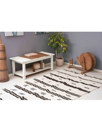 Embroidered Hemp Vintage Kilim Rug - 5`1