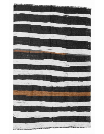 Black White Hemp Kilim Rug - 6`3" x 8`6"