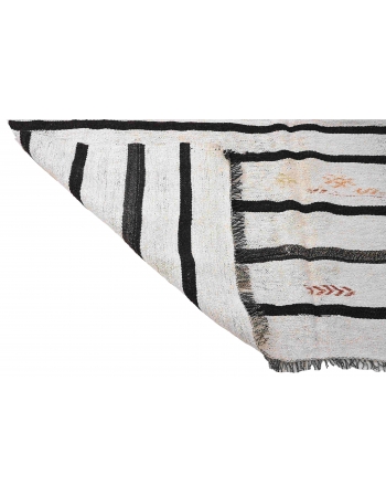 Hemp Vintage Striped Kilim Rug - 6`0" x 9`4"