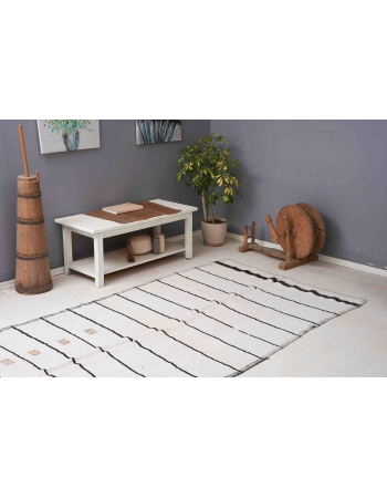 Striped Vintage Turkish Hemp Kilim Rug - 4`11" x 10`6"