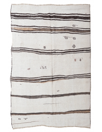 Vintage Decorative Hemp Kilim Rug - 6`2" x 8`2"