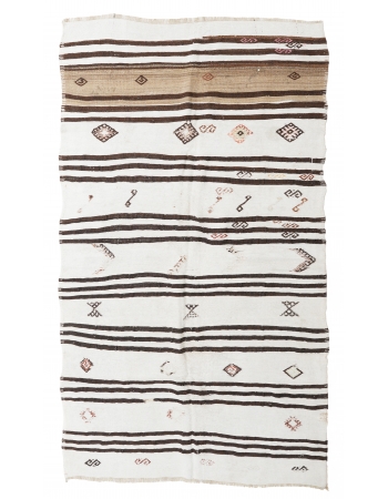 Vintage Turkish Hemp Kilim Rug - 5`8" x 9`9"