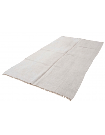 Modern Vintage Hemp Kilim Rug - 4`10″ x 9`0″