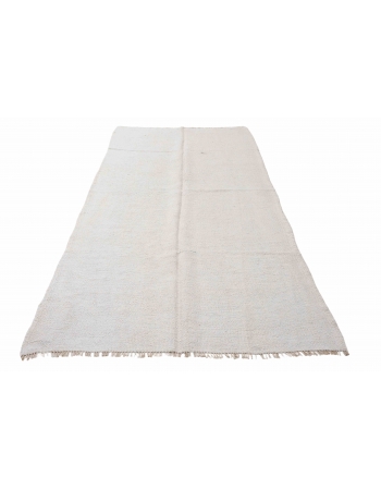 Modern Vintage Hemp Kilim Rug - 4`6″ x 9`10″
