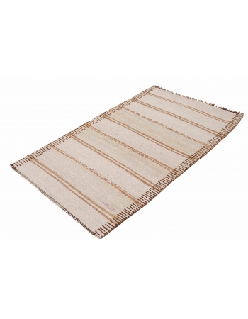 Vintage Small Turkish Kilim Rug - 2`6″ x 4`4″