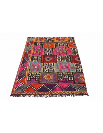 Vintage Embroidered Turkish Kilim Rug - 2`8″ x 4`1″