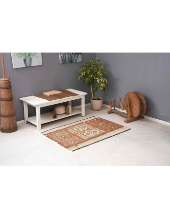 Vintage Decorative Small Kilim Rug - 3`1″ x 4`5″